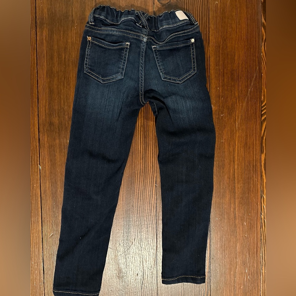 Size 5 girl jeans worn only a few times - Picture 4 of 4